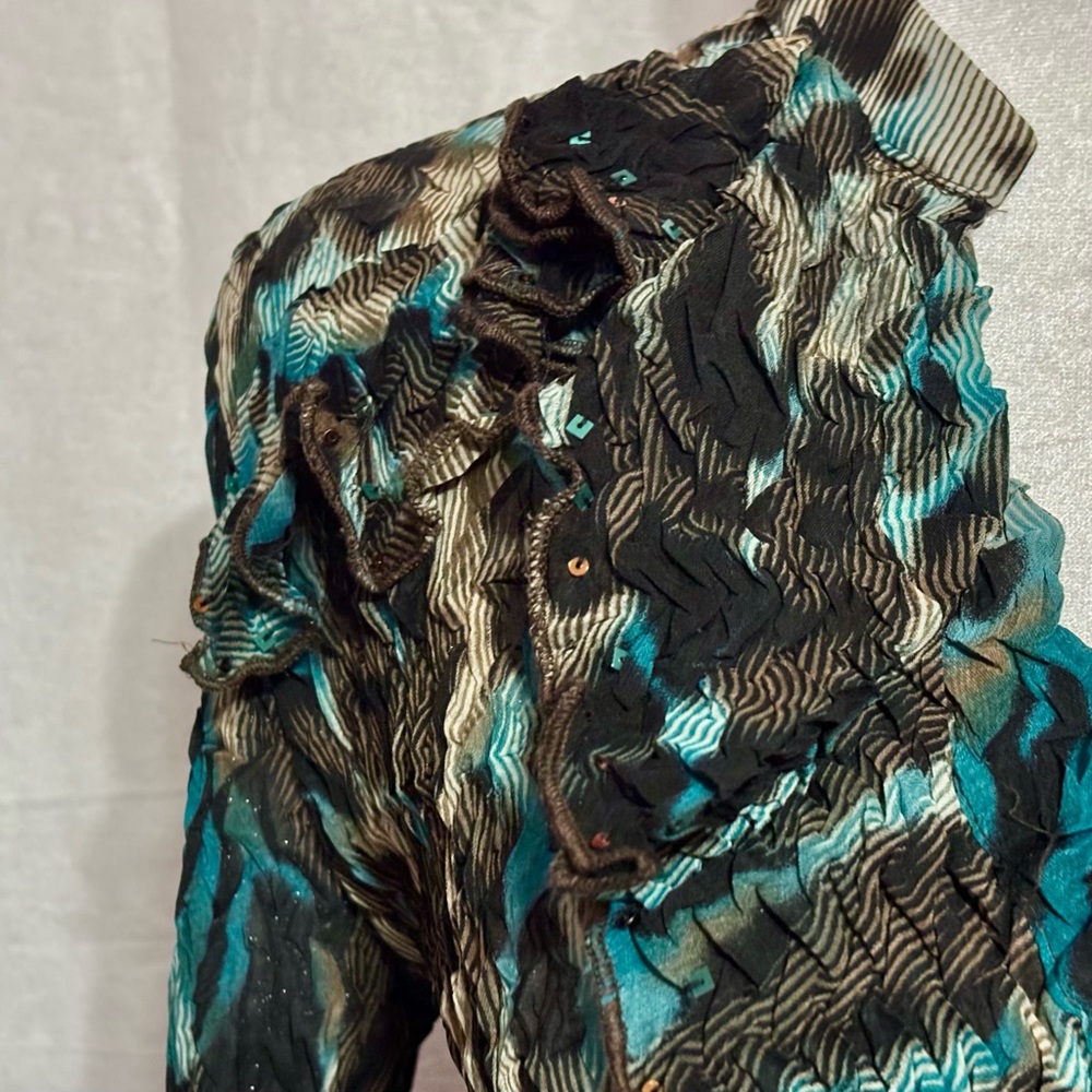 Alberto Makali Ruffled Long Sleeve Button Up Blouse Size M - Picture 3 of 12